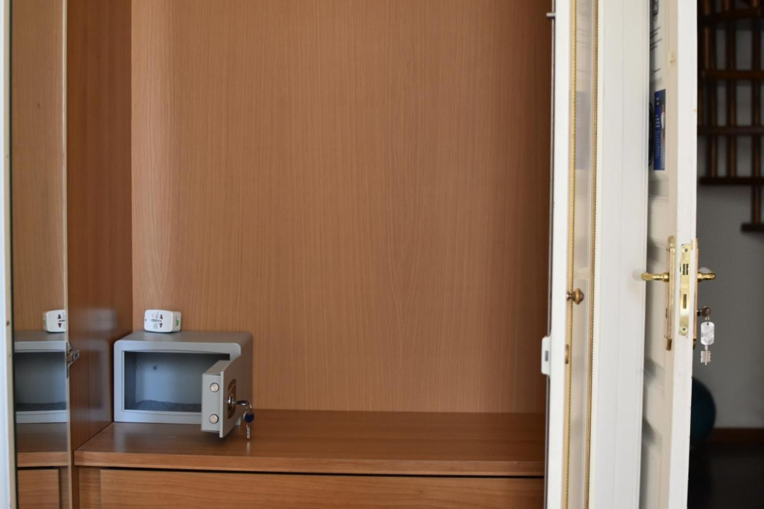 Queen 24 タラント 部屋 写真